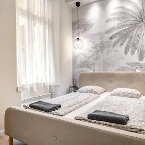 Rákóczi 2 Bedroom Stylish Appartamento Budapest